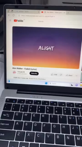 2025 แล็ปท็อปรุ่นใหม่ Intel Core i7-7500U 14.1 นิ้ว | 12GB RAM + 1TB | Windows 11 | Full HD 1920*1080 | ใช้งานออฟฟิศและศึกษา | รับประกันสามปี | Lazada TH