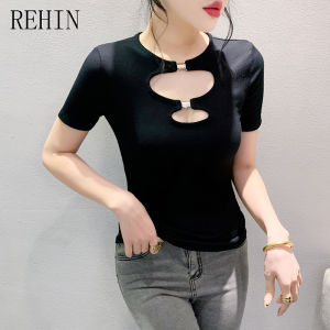 REHIN สีทึบแฟชั่นใหม่ฤดูร้อนเสื้อยืดแขนแขนสั้นคอกลมกลวงผู้หญิงอินเทรนด์