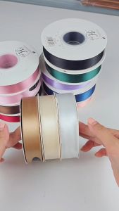 ริบบิ้นผ้าซาติน ริบบิ้นตกแต่งสีล้วน ขนาดกว้าง2.5cm.ยาว40เมตร