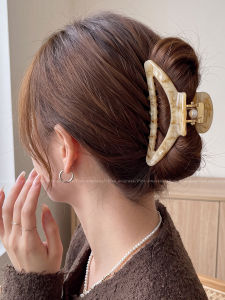 PINK EMPRESS | Ombre Large Volume Hair Clip New High-Class Nape Shark Hair Clip
