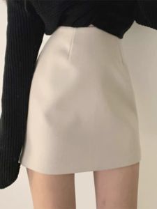 High Waist A-Line Mini Skirt Womens Woolen Commuter Style Slimming Flared Skirts Fashionable Short Tight Fit Skirts
