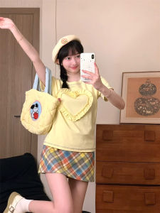 Sweet Gentle Yellow Lace Trim Heart Design Short Sleeve Womens T-Shirt round Neck Splice Stitching Short Length Top