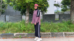 Setelan Olahraga Azikra Muslimah Wanita Senam Tangan Panjang Perempuan Gym Lari Badminton