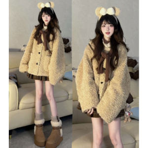 CHANGTONG | Fashionable Short Loose Warm Faux Fur Coat