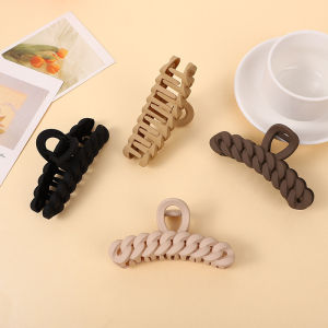High-grade Milk Coffee Color Gripper Frosted Chain Large Hair Clip for Women Elegant Shark Clip Hair Claw Fashion Girl Hair Clam