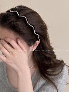 Fashionable Pearl Wave Velvet Hairband Womens New 2025 Stylish Hairband Face Washing Hair Clip Headwear Korean Style Fresh out