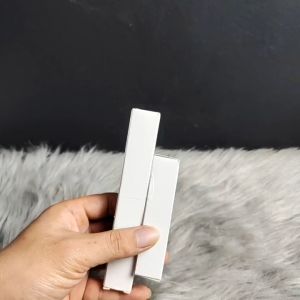 Đèn Pin Mini Bút Cài Zoom Xa Gần V4 Full Kim Loại Có Khuy Cài 1 Chế Độ Sáng SD Pin AAA