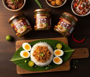 Bosa-Boss Kitchen Chicken Pastil in a Jar – Original/Spicy (180g)| Ready-to-Eat