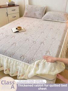 Kiss Dear | Thickened Faux Rabbit Flannel Lace Decorative Mattress Cover