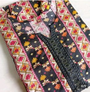 Blouse Beautiful Floral Soft Rayon Kurti (S to 4XL)
