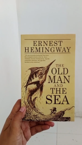 Buku The Old Man and The Sea - Ernest Hemingway