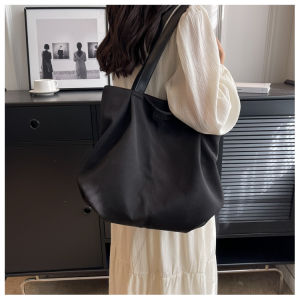 New 2025 Canvas Tote Bag Womens College Students Casual Large Capacity Single Shoulder Bag Fashionable Shell Shape Pure Color