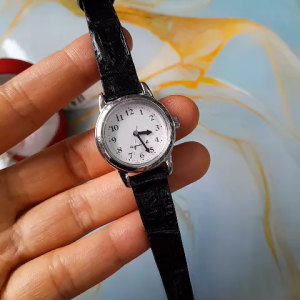 Đồng hồ nữ agin h  dây da second hand si nhât đã qua sử dụng