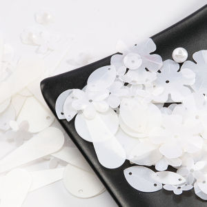 10 Grams of Color Matching PVC Sequins DIY Mixed Sequins Glass Beads Pipe Party Decoration Accessories