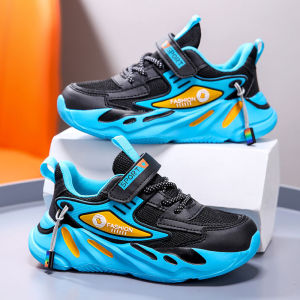 รองเท้ากีฬาเด็กผู้ชายรุ่นใหม่ น้ำหนักเบา ระบายอากาศได้ดี รองเท้าวิ่งตาข่ายกันลื่น เหมาะสำหรับเดินเล่นกลางแจ้ง รองเท้าเทนนิสสำหรับฝึกซ้อมเด็ก