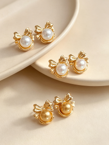 Bow Pearl Earrings