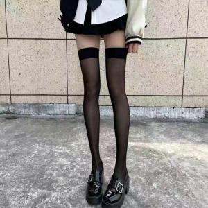 Tất Nữ Dài Quá Đầu Gối Màu Đen Và Màu Nude Phối Màu Gợi Cảm Chất Liệu Polyester Không Dệt