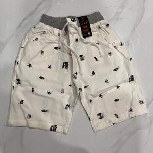 Quần lửng bé trai chất vải không co giãn size 15kg đến 25kg QT4