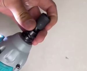 ตัวแปลง ข้อต่อ บล็อก ขนาด4หุน ต่อกับ บล็อกลม แปลงเป็นแกนจับ สกรู ดอกไขควง ดอกเจาะ แบบล็อค แกนหกเหลี่ยมสวมเร็วขนาด2หุน