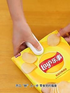 เครื่องปิดผนึกถุงขนาดเล็ก เครื่องปิดผนึกถุงพลาสติก เครื่องปิดผนึกสูญญากาศแบบใช้มือถือแบบชาร์จไฟ USB เครื่องซีลและเครื่องตัดอาหารแบบพกพา 2 ใน 1