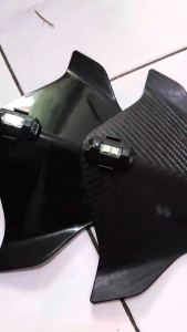 visor sepeda BMX set sama lampu cash ulang USB bisa diatur kedap kedip lampu