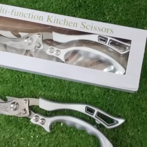 Kéo cắt gà cao cấp sản xuất tại Nhật Bản bằng thép trắng không gỉ