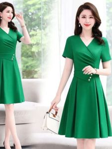 ชุดเดรสคอวีฤดูร้อนสำหรับผู้หญิง ชุดคลุมกันแดด เอวเข้ารูป สไตล์ใหม่ เดรสยาวคลุมเข่า ชุดคลุมกันแดดแบบสวมหัว