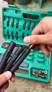 【Manila Stock】Universal 3 jaws Bearing Puller Remover Tools Inside And Outside Bearing Multi-function Puller