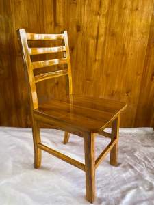 เก้าอี้ไม้สัก เก้าอี้พนักพิงแข็งแรง ไม้สักแท้ ขนาดพื้นนั่ง 40x46 cm