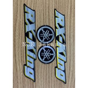 SEPASANG EMBLEM STIKER TIMBUL YAMAHA RX KING
