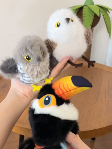 N2HAO ของเล่นแมวพร้อมการเหนี่ยวนำการเคลื่อนไหวนกของเล่นสำหรับแมวกระพือปีกแบบชาร์จไฟได้ของเล่นแมวเปิดใช้งานสำหรับการล่าสัตว์ในร่ม