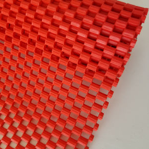 Non-Slip Plastic Grid Door Mat