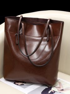 Fashionable Large Leather Shoulder Bag Womens Handbag Tote Bucket Bag Retro Vertical Zipper Closure Soft Casual Style