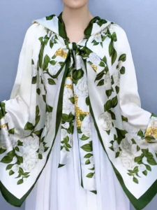 Summer Lightweight Loose One-Piece Fashionable Outerwear Windproof Hooded Sun Protection Shawl Women Travel Photography