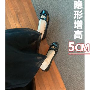 รองเท้าแตะส้นเตี้ยแบบสวมหัวกลมสไตล์ฝรั่งเศสสำหรับผู้หญิง ทรงหัวมน พื้นยาง รองเท้าบัลเลต์แบบสวมสบาย สีเงิน รองเท้าแตะแบบสวมสบาย