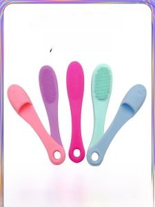 Multi-Functional Silicone Brush for Dogs And Cats Teeth Cleaning Black Chin Wash Convenient Pet Grooming Tool Dog Brush Teeth Cleaning Finger Covers