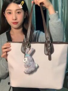 Túi Xách Đi Lại Thời Trang Túi Đeo Vai Đơn Sức Chứa Lớn Dành Cho Nữ Đơn Giản Thời Trang/ Phong Cách Thương Hiệu Nhớ Kẹo Phổ Thông Xuân Hè