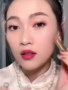 3 Color Eyeshadow Stick Pen Pearlescent Glitter Waterproof Eyeshadow Pen High Pigment Long Lasting