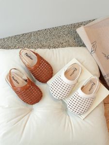 Hollowed Summer Outdoor Slipper Soft Bottom Anti-slip