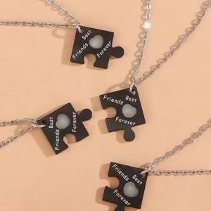 4 Pieces/Set Luminous Love BEST FRIENDS FOREVER Stainless Steel Pendant Patchwork Sister Necklace Women Fashion Boudoir Necklace