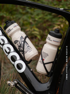 Jesestwist 720ml Large Capacity Cycling Water Bottle Paris Roubaix Edition Bicycle Water Bottle Cycling Cup Transparent Color