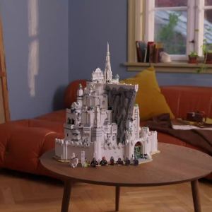 LEGO Icons 11377 The Lord of the Rings: Minas Tirith (8278 Pieces)