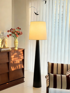 DGY | Designer Minimalist Luxury Floor Lamp