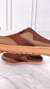 Ozeo - Sepatu Sandal Slop Casual Pria & Wanita Dewasa Sendal Premium Suide Distro SS-301