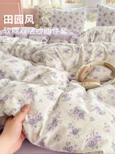 ชุดผ้าปูที่นอนผ้าฝ้ายสองชั้นฤดูร้อน ชุดสามชิ้น เสื้อผ้าหอพักนักเรียน ผ้าฝ้ายผสมไม่ใช่ผ้าฝ้ายแท้ ลายดอกไม้ ปี 2025