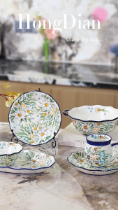 HongDian Chrysanthemum putih halus dicat plat sayuranpinggan buahplat ikanpinggan salad ratamenembak suhu tinggiketuhar gelombang mikro isi rumah berkualiti tinggimesin basuh pinggan mangkukketuhar.Ceramic Kitchenware dishes and bowlsfish plates.