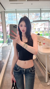 Áo Lưới Nữ Cổ Yếm Hở Lưng Thiết Kế Dây Buộc Sau Áo Croptop Thời Trang Mùa Hè