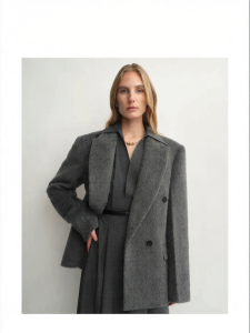 Wide Shoulder Fitted Waist Invisible Cuff Double Breasted Winter Womens Suit Jacket