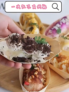 50-Pack Disposable Wooden Boat-Shaped Plates Food Storage Boxes Food Display Shelves – Sushi And Appetizer Trays Leaf-Shaped Food Containers Suitable For Catering Parties Weddings And Picnics.