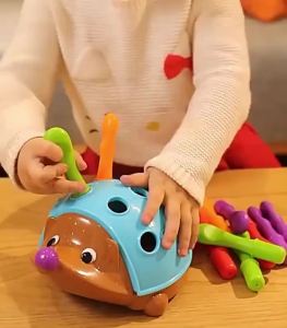 Montessori Hedgehog Plug-In Toy Plastic Kid Color Cognition Fine Motor Hand-Eye Coordination Puzzle Learning Toy
